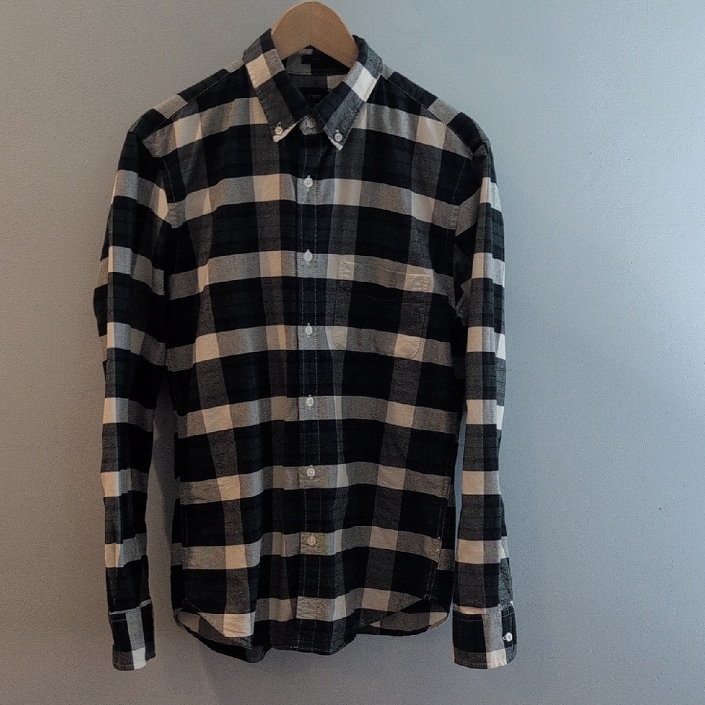 J. Crew Men's Medium Slim Fit Oxford Long Sleeve Button Down Shirt Style #C4283 - Picture 3 of 15